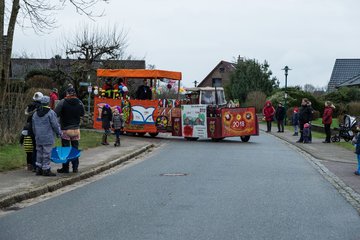 Bild 82 - Latuff Umzug